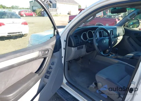 2005 Toyota 4Runner Sr5 V6 из США, поврежденный, VIN JTEBU14R358046745